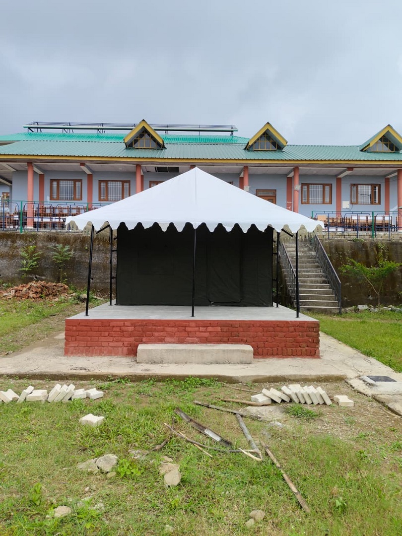 tour-listing-details-slide